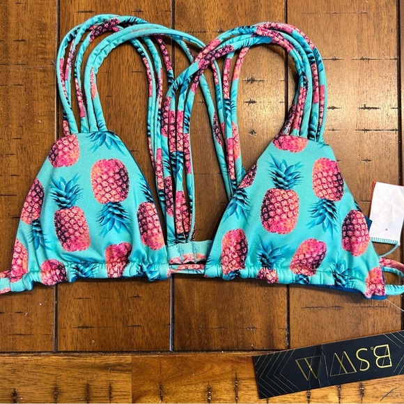 *NWT* B.Swim Luau Pineapple Print Turquoise Bikini Top, Size XS, Swimsuit, Aqua - Picture 1 of 6